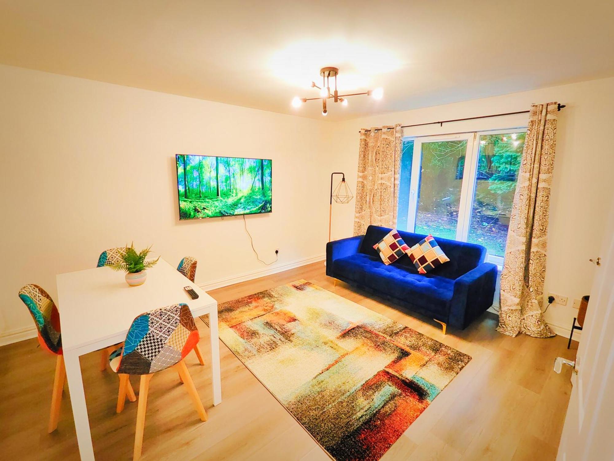 La Casita, Quarry - 2 Bedroom Entire Apartment With Free Parking Glasgow Kültér fotó